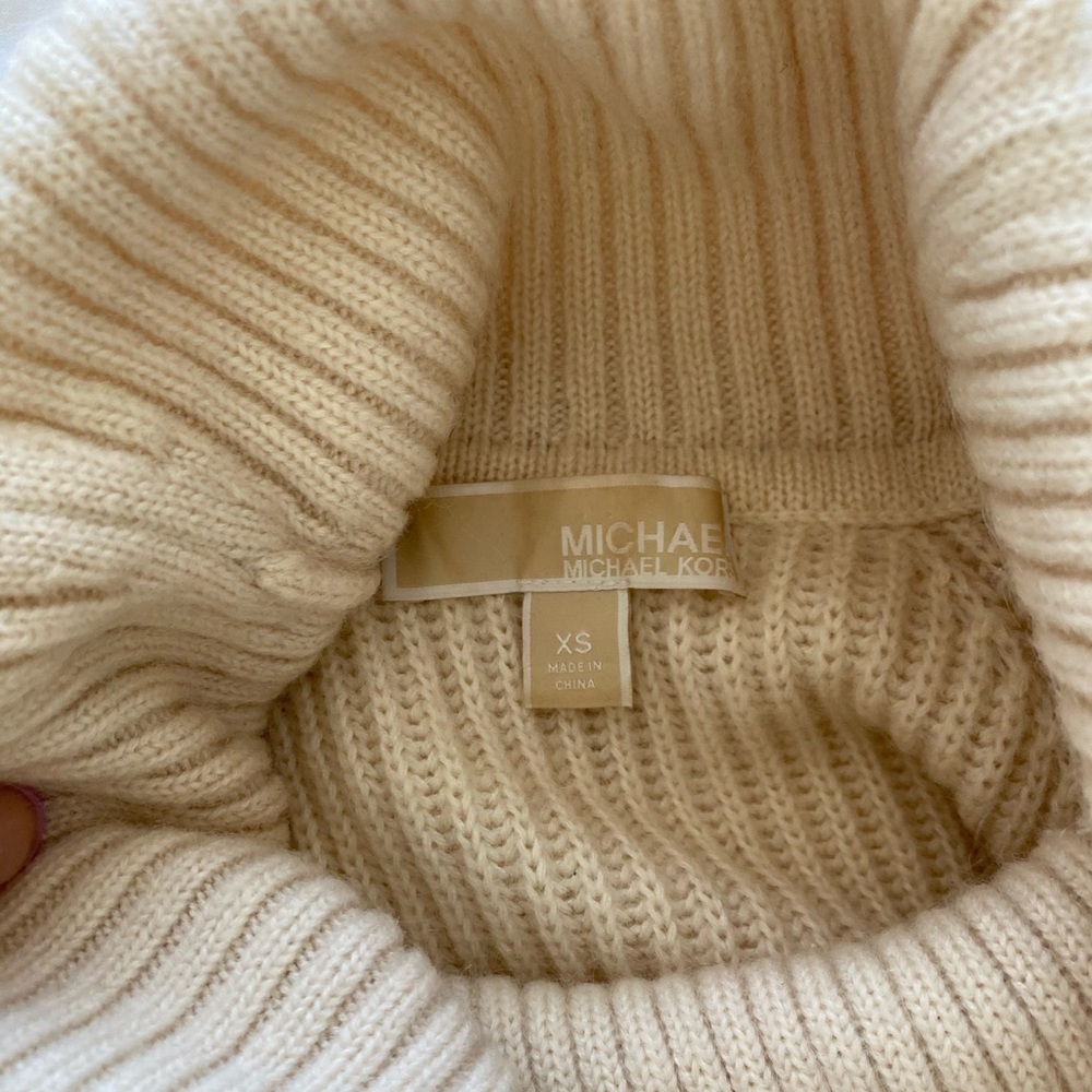 Micheal Kors vest sweater
